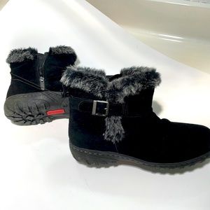 Khombu Ladies’ All Weather Bootie